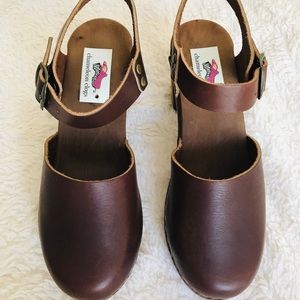 New handmade brown high heel wooden clogs 7